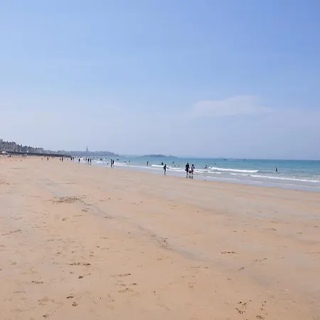 מלון Ar Iniz סן מלו